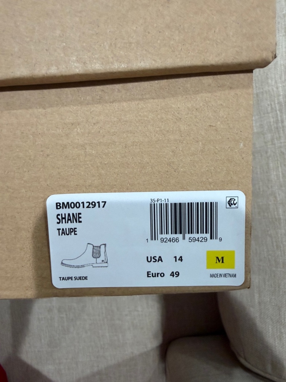 Born Shane Chukka Boots in Taupe Suede